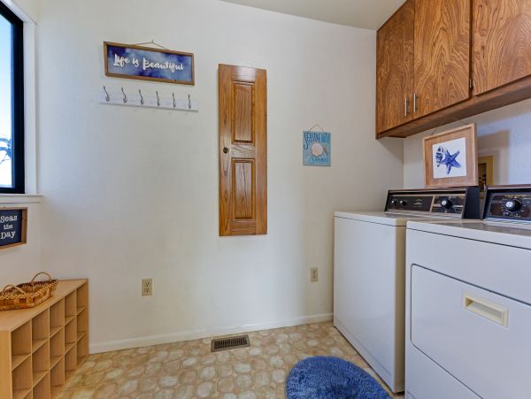 Mendocino Home 982869