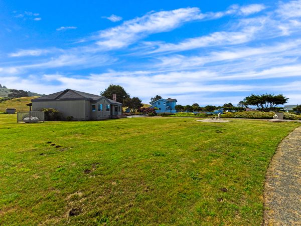 Mendocino Home 982869