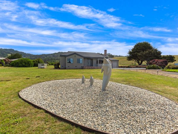 Mendocino Home 982869