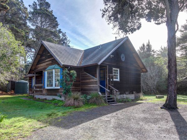 Mendocino Home 982870