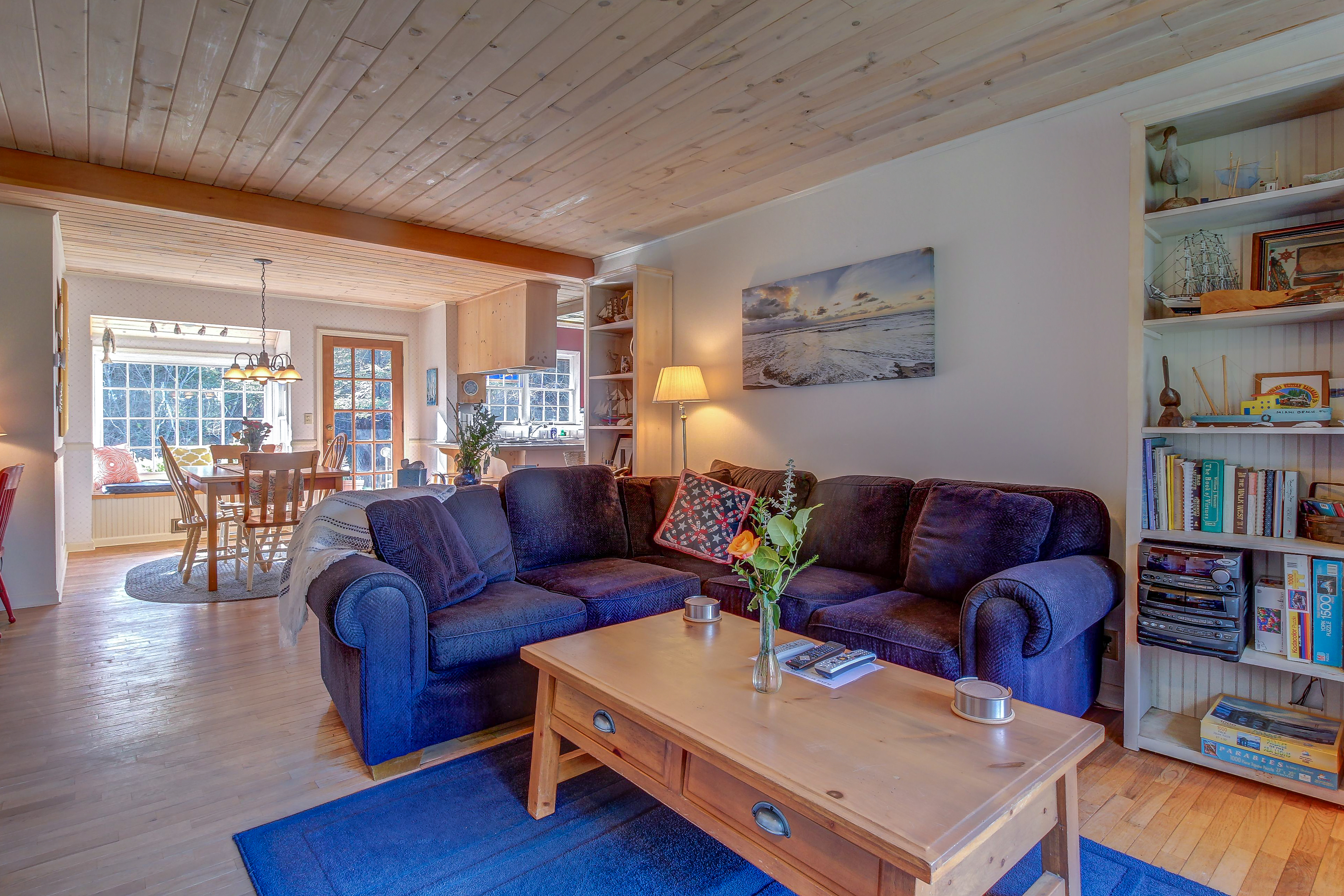 Mendocino Home 982870