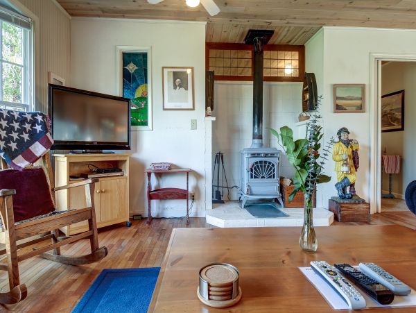 Mendocino Home 982870
