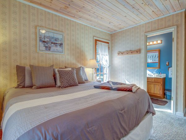 Mendocino Home 982870