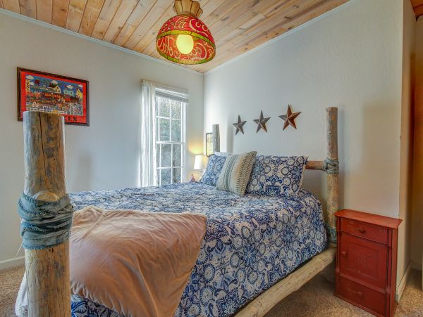Mendocino Home 982870
