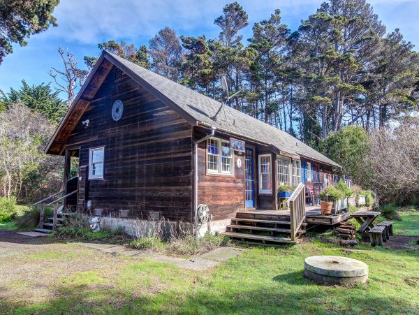 Mendocino Home 982870
