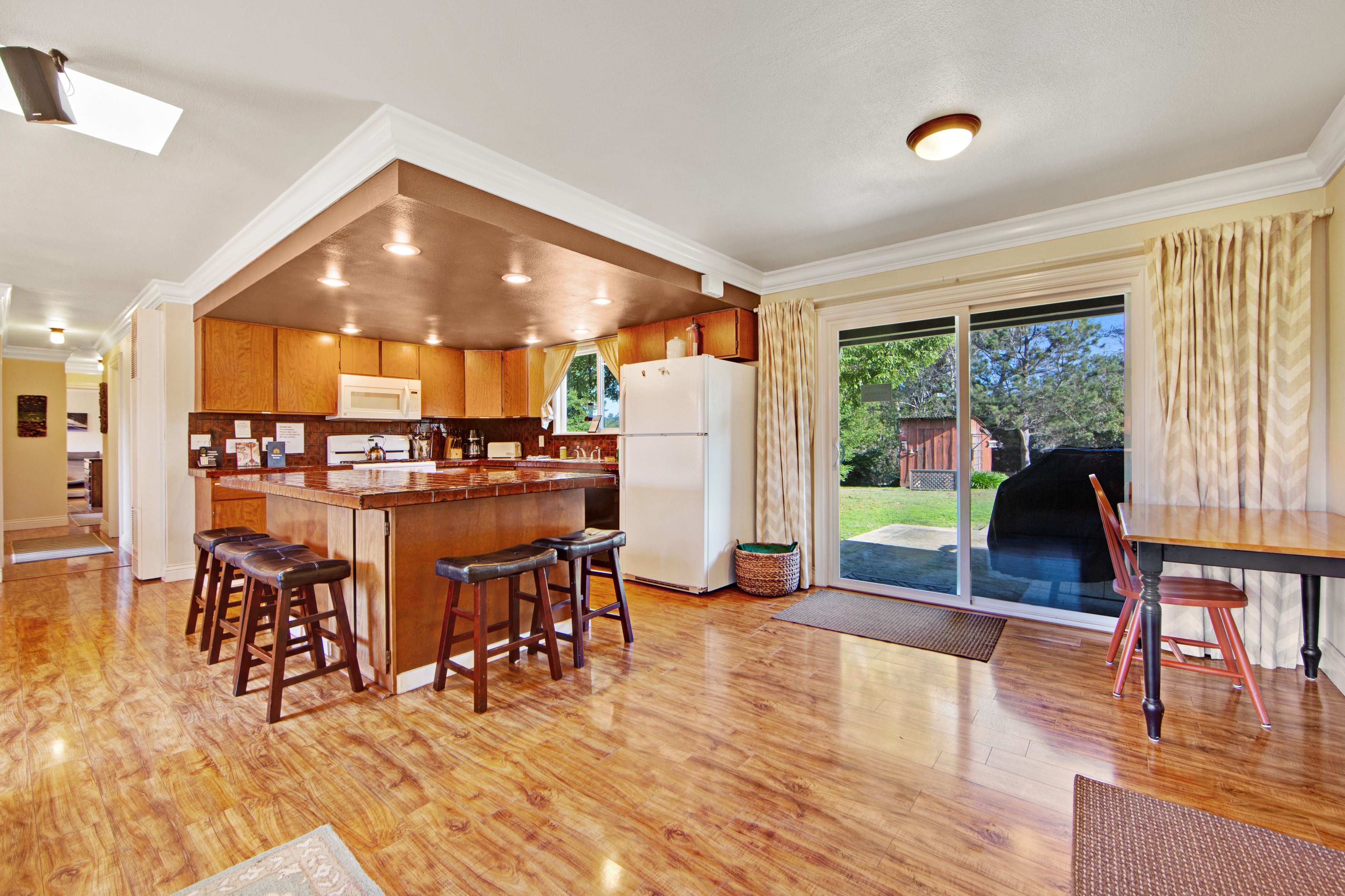 Mendocino Home 982871
