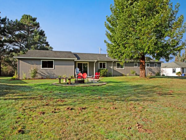 Mendocino Home 982871