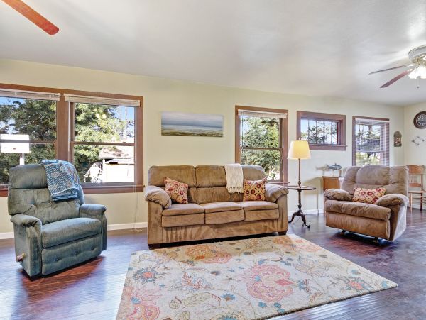 Mendocino Home 982872
