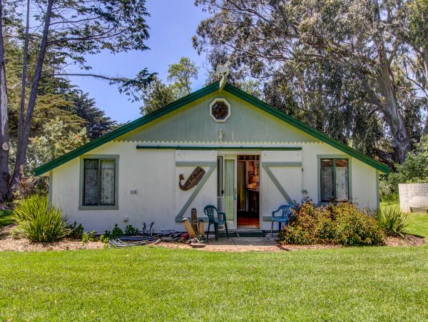 Mendocino Home 982873