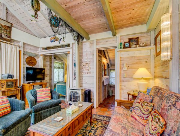 Mendocino Home 982873