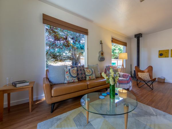 Mendocino Home 982874
