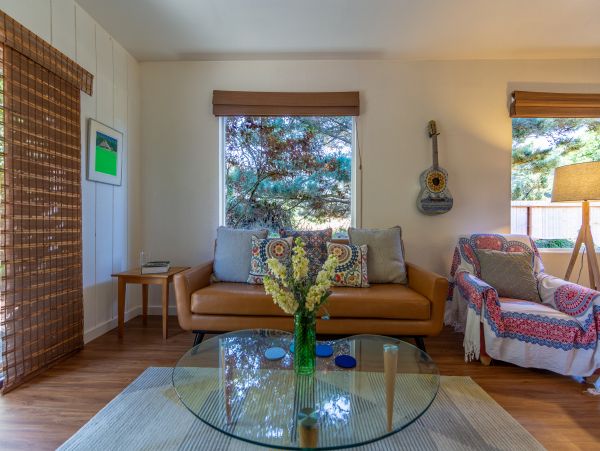 Mendocino Home 982874