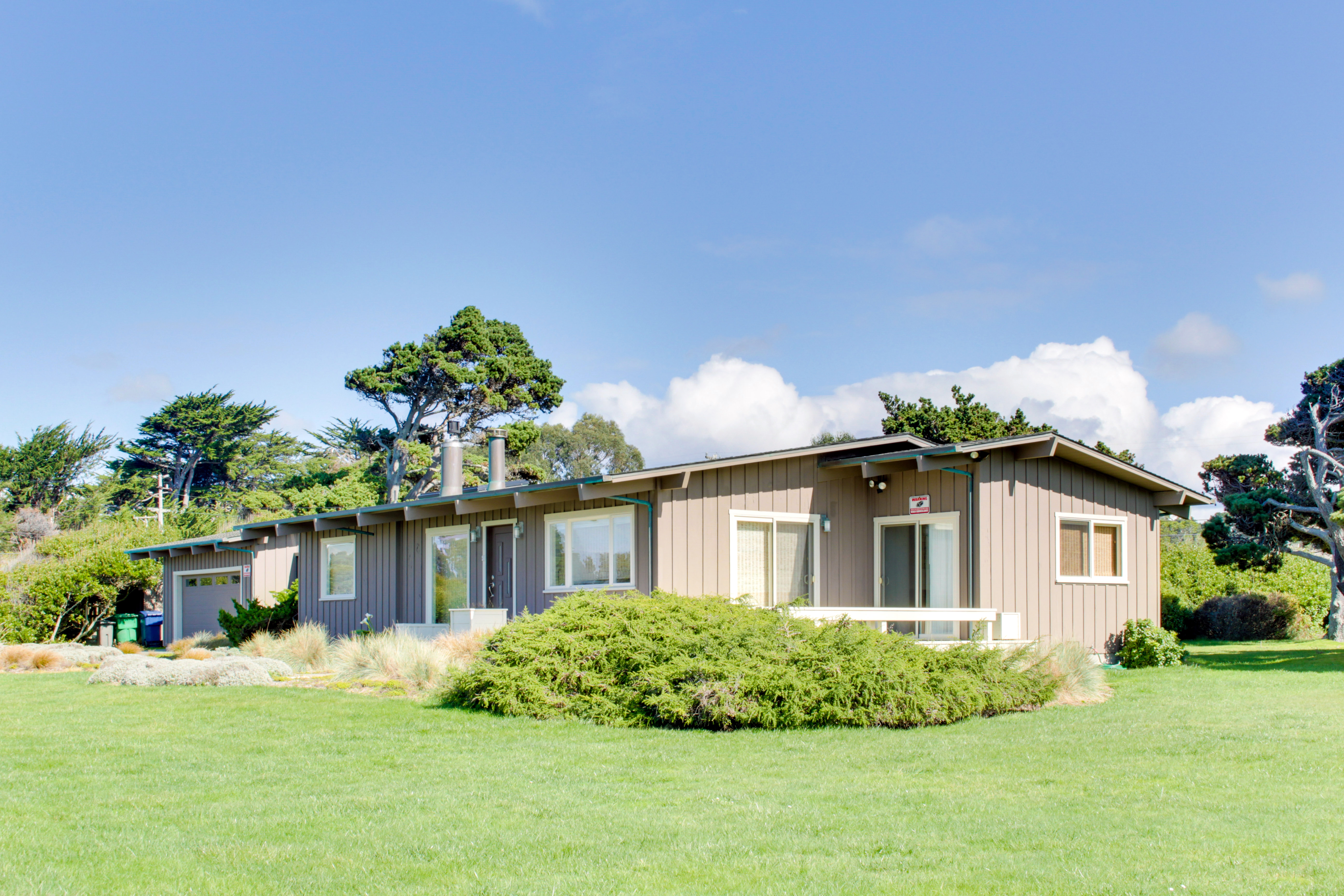 Mendocino Home 982875