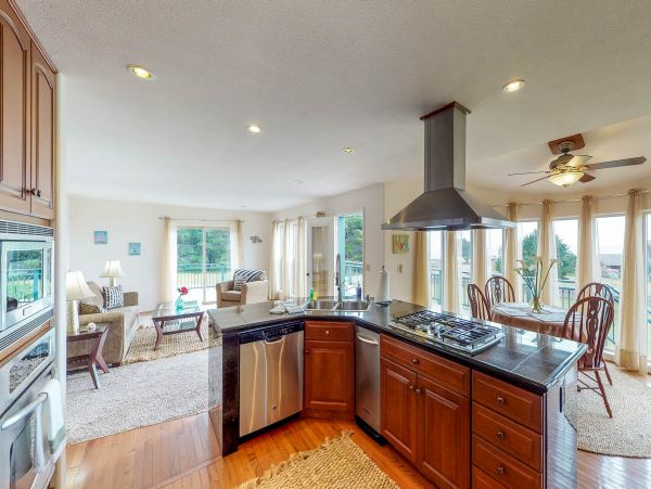 Mendocino Home 982876