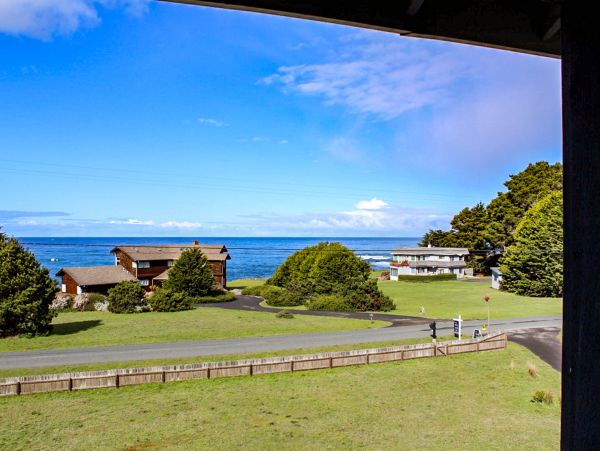 Mendocino Home 982876