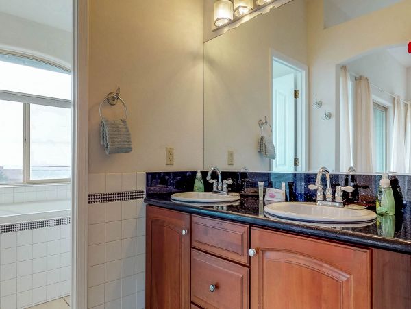Mendocino Home 982876