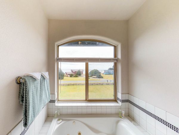Mendocino Home 982876