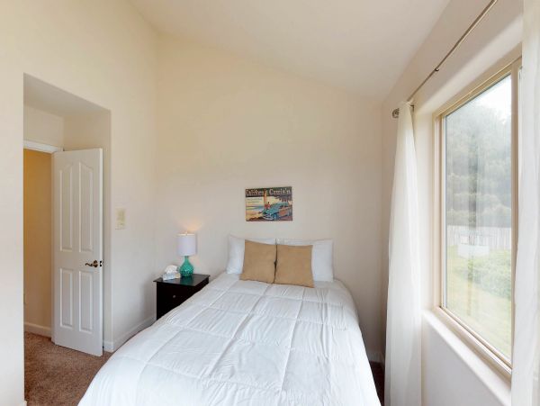 Mendocino Home 982876
