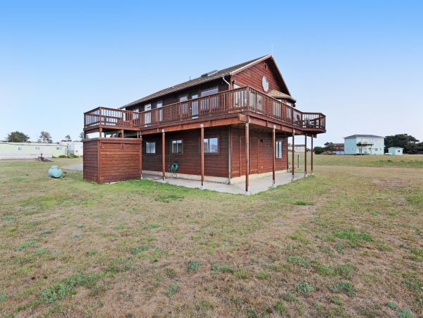 Mendocino Home 982877