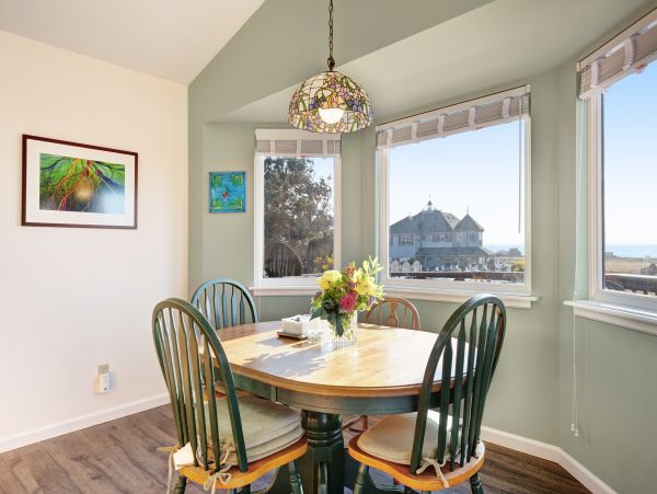 Mendocino Home 982877