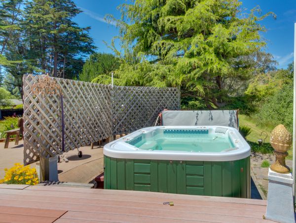 Mendocino Home 982878