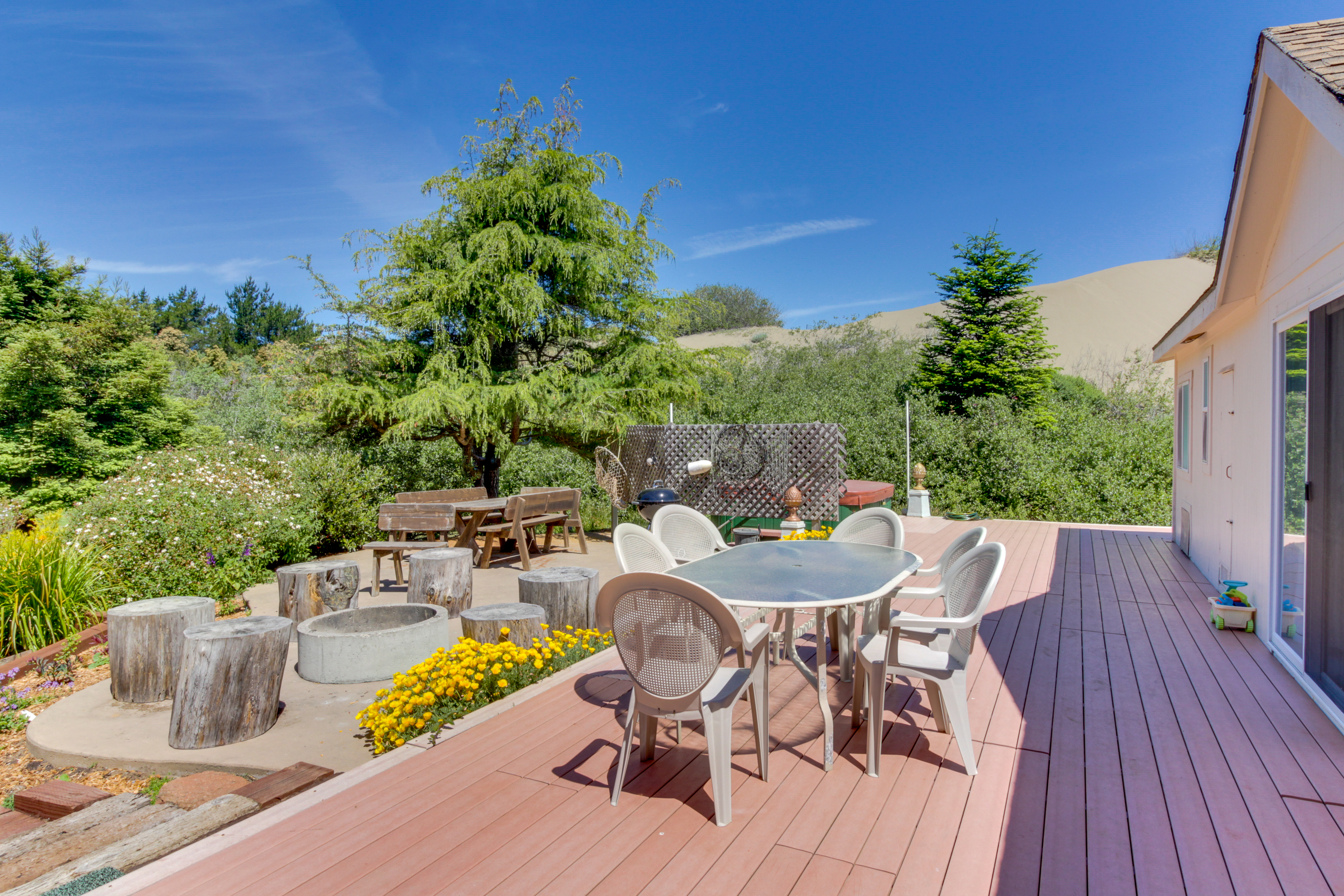 Mendocino Home 982878