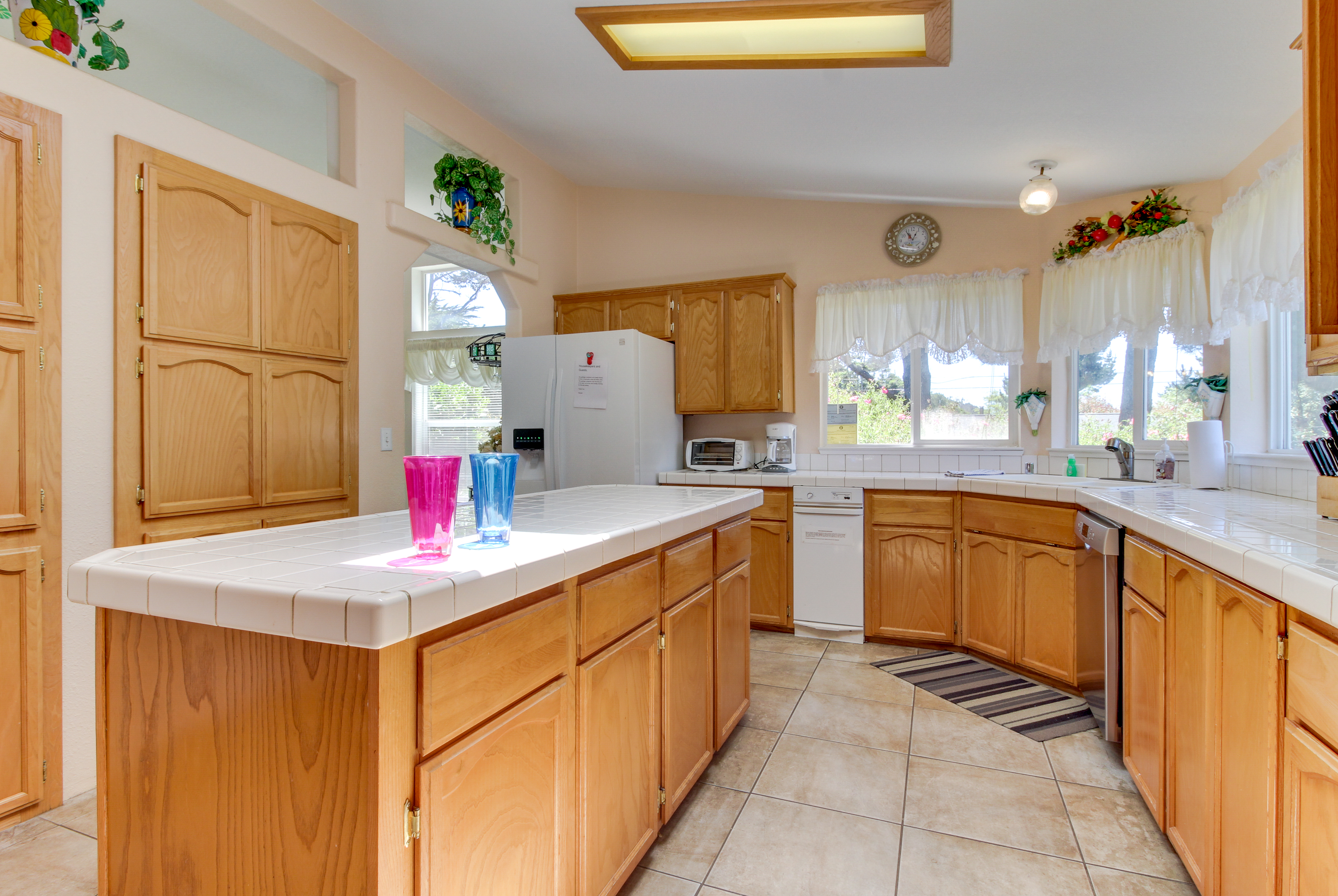 Mendocino Home 982878