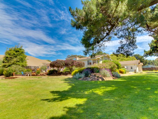 Mendocino Home 982878