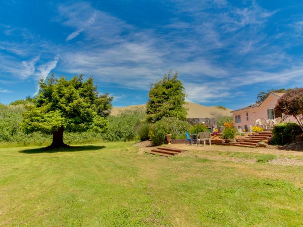 Mendocino Home 982878
