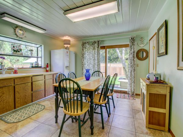 Mendocino Home 982879