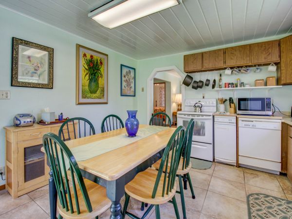Mendocino Home 982879
