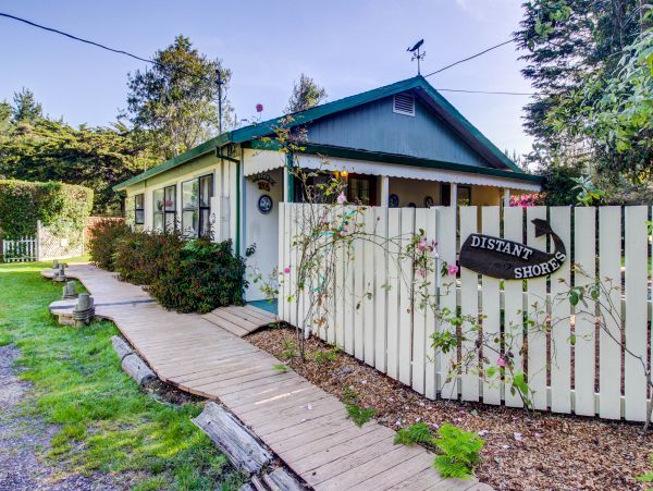 Mendocino Home 982879