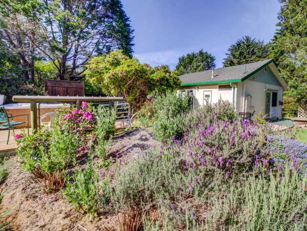 Mendocino Home 982879
