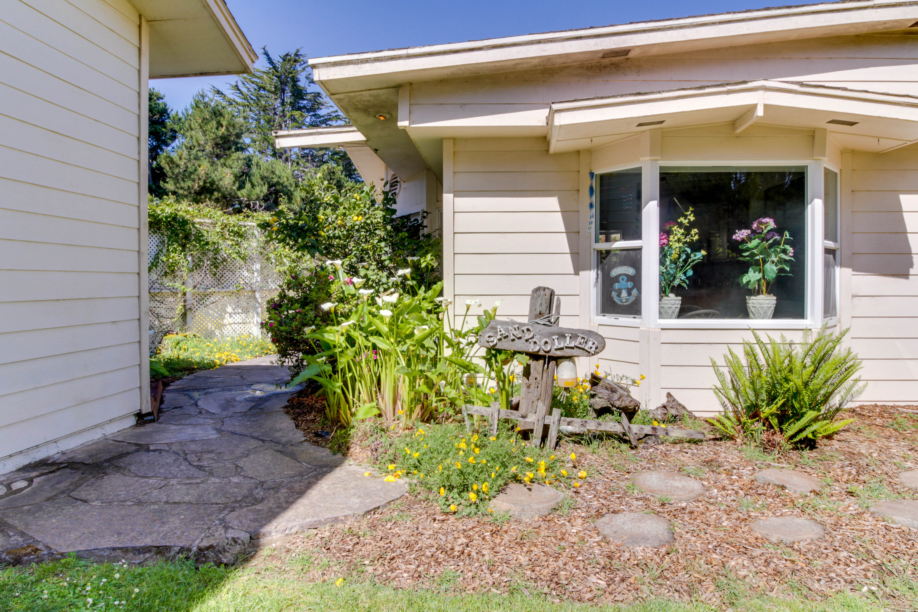 Mendocino Home 982882