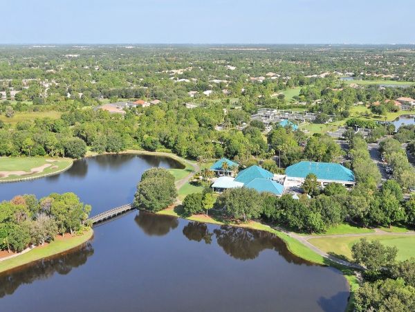 Golf Couse View University Park Vacation Home Three Bedroom
