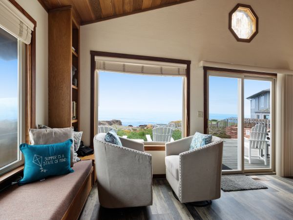 Mendocino Home 982885