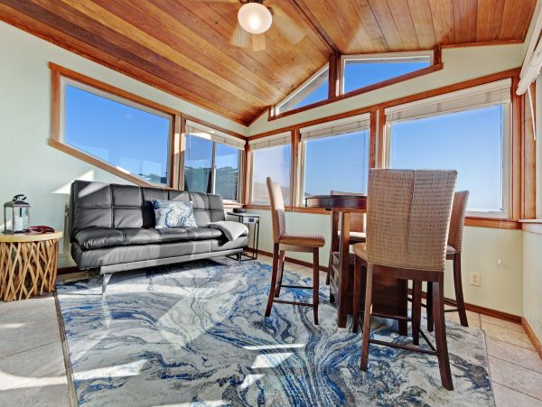 Mendocino Home 982885
