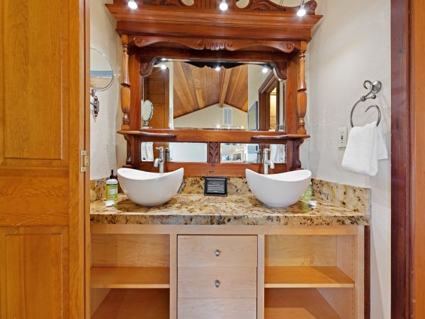 Mendocino Home 982885