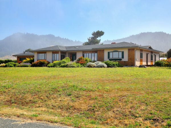 Mendocino Home 982886
