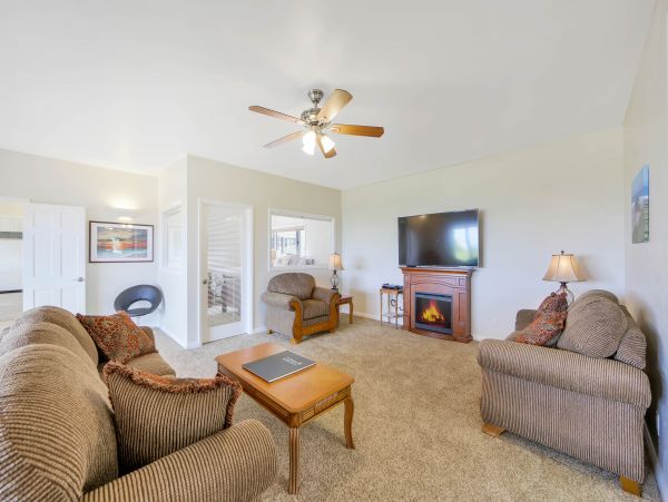 Mendocino Home 982886