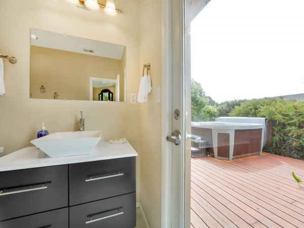Mendocino Home 982886