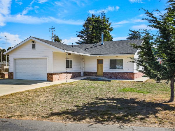 Mendocino Home 982887