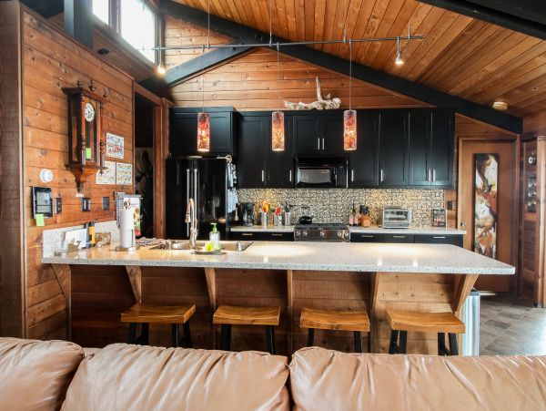 Mendocino Home 982889