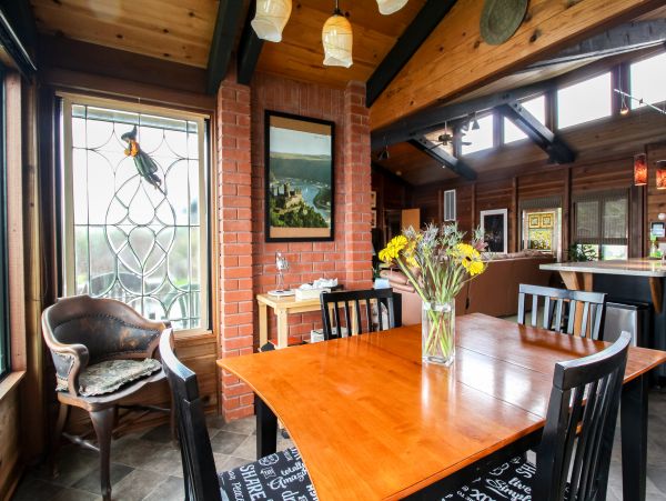 Mendocino Home 982889