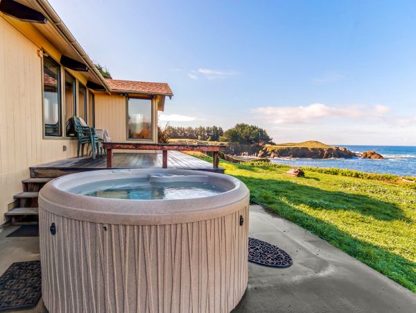 Mendocino Home 982889