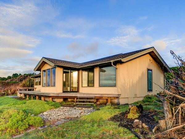 Mendocino Home 982889
