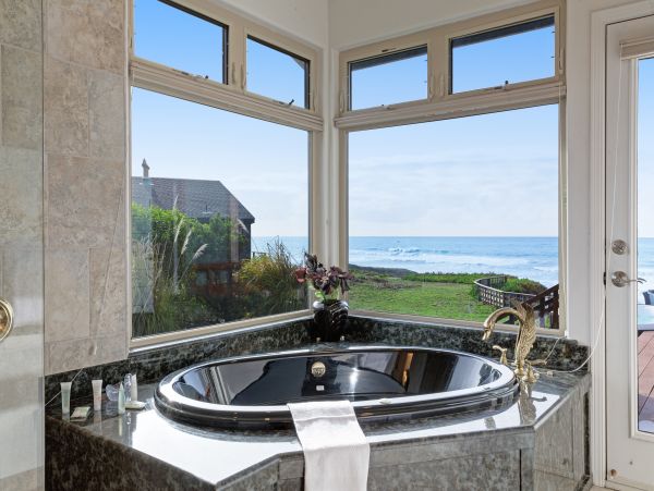 Mendocino Home 982892