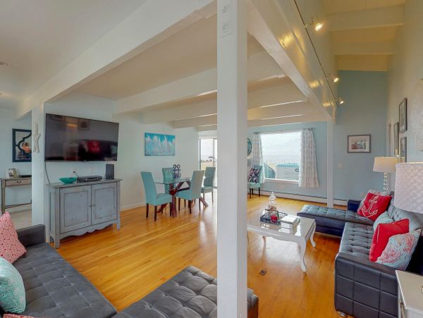 Mendocino Home 982893