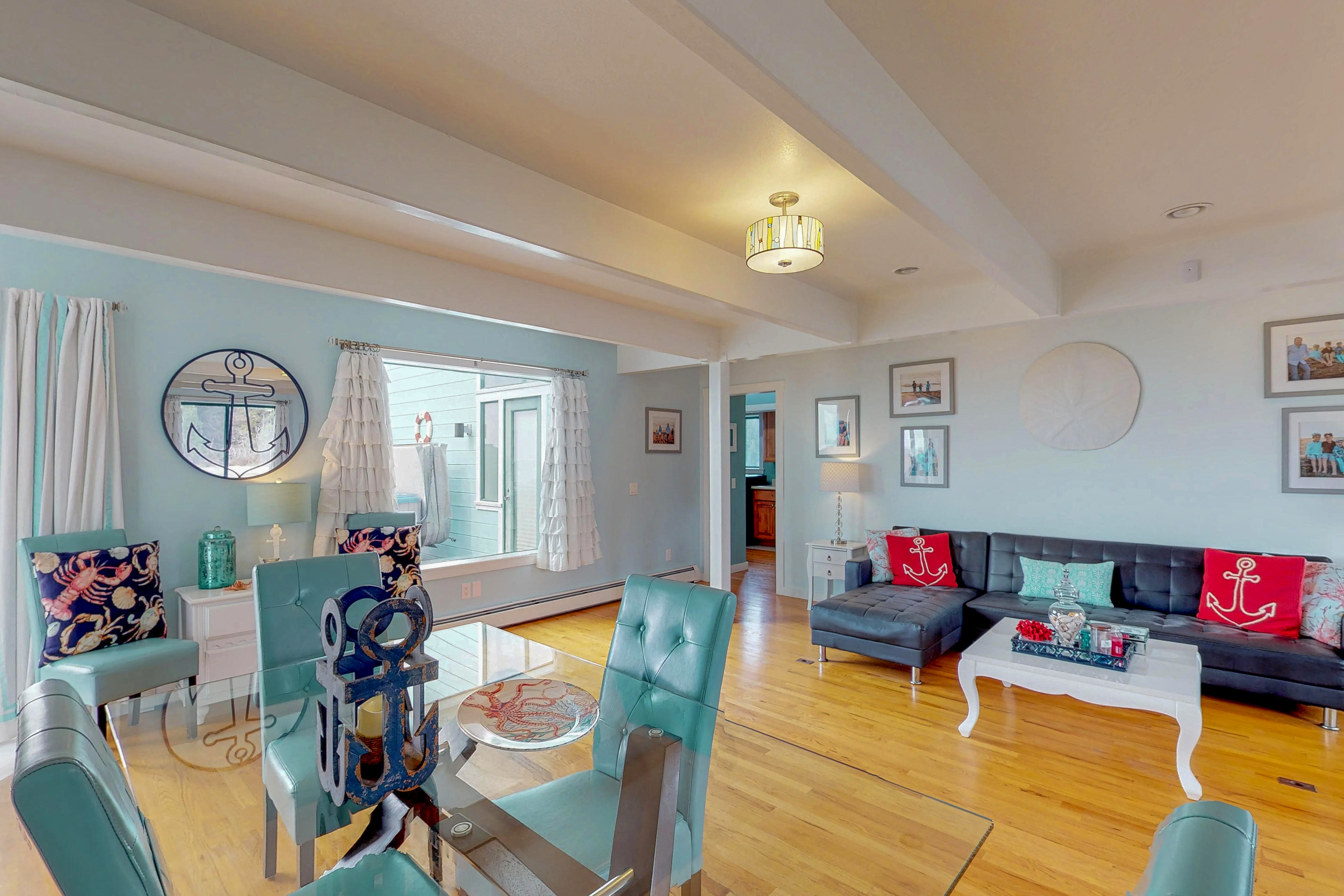 Mendocino Home 982893