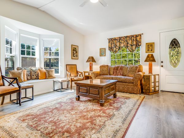 Mendocino Home 982894
